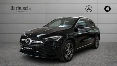 Mercedes-Benz GLA SUV 200 d AMG Line Premium Plus 4matic auto del 2023 usata a Pescara