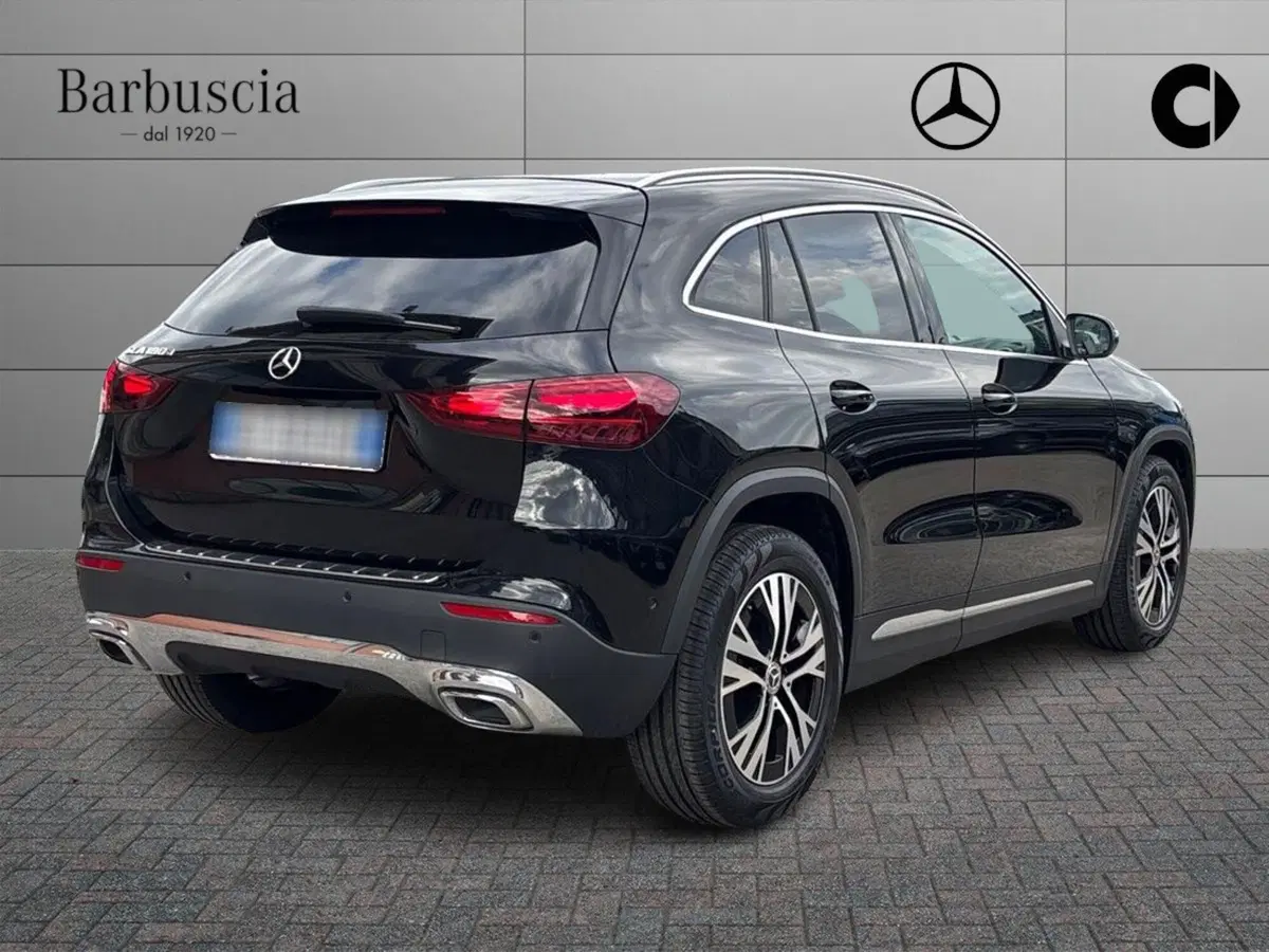 Mercedes-Benz GLA SUV usata a Pescara (3)