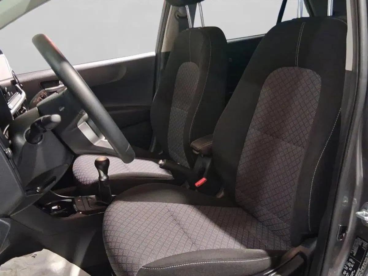 Kia Picanto usata a Genova (9)