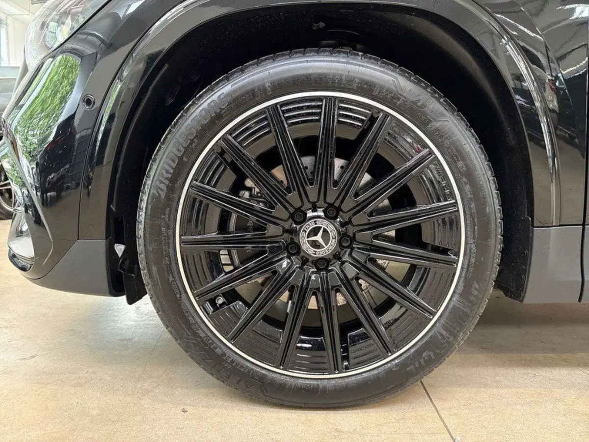 Mercedes-Benz GLA SUV nuova a Rimini (8)