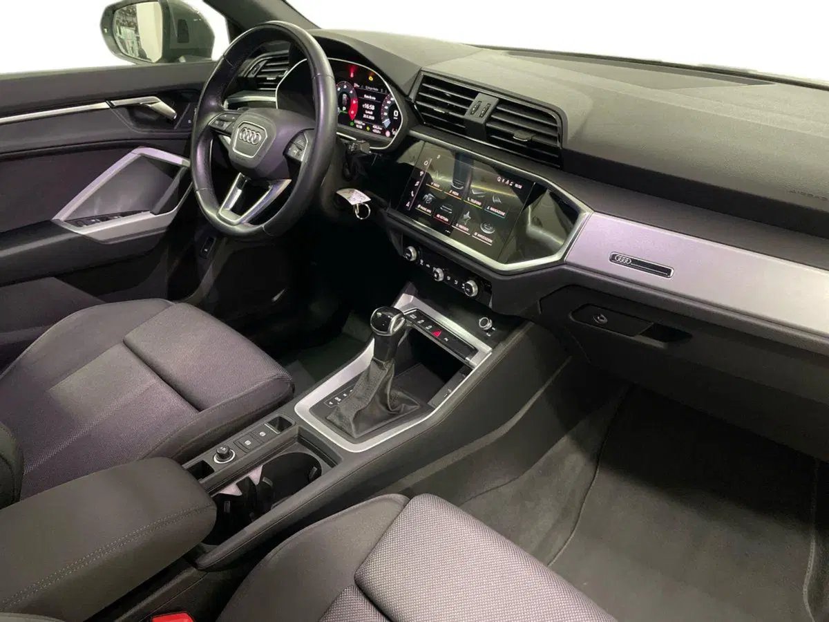 Audi Q3 Sportback usata a Ancona (12)