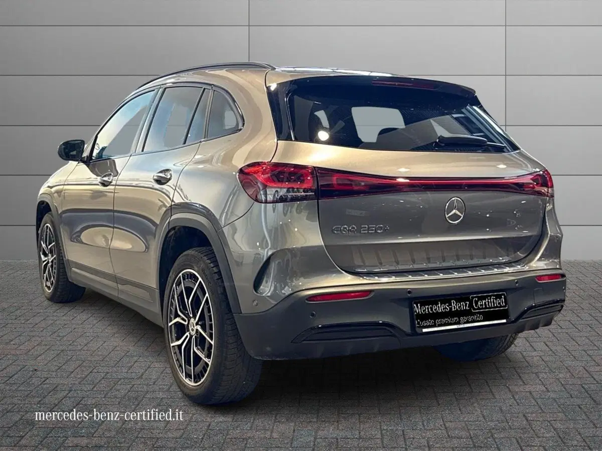 Mercedes-Benz EQA usata a Macerata (3)