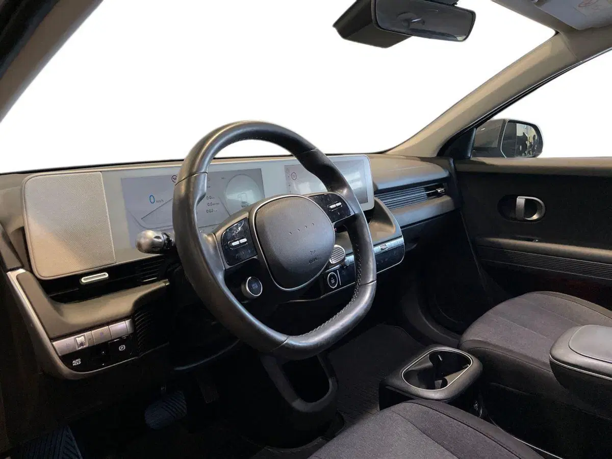 Hyundai Ioniq 5 usata a Ancona (16)