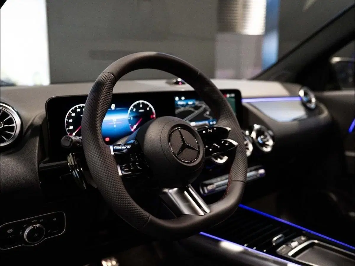 Mercedes-Benz GLA SUV nuova a Ancona (14)