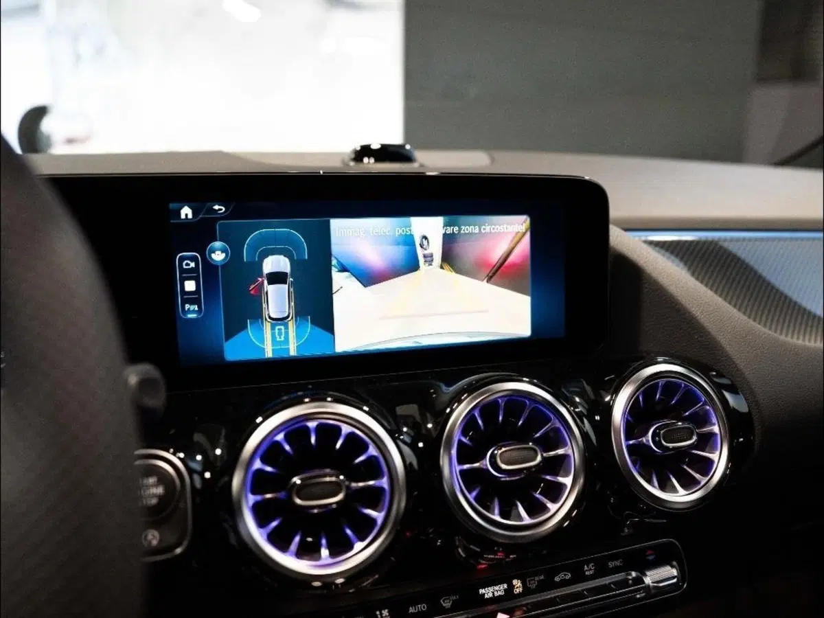 Mercedes-Benz GLA SUV nuova a Ancona (16)