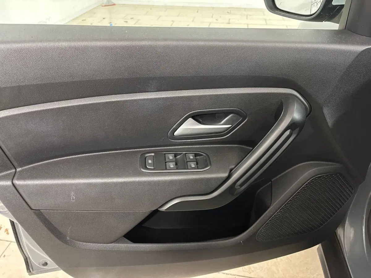 Dacia Duster usata a Torino (13)
