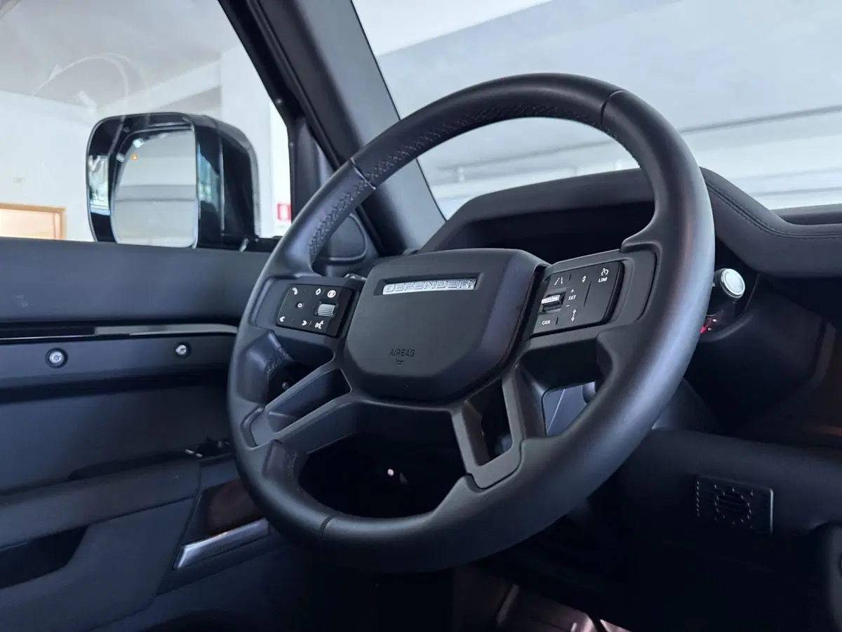 Land Rover Defender usata a Messina (15)