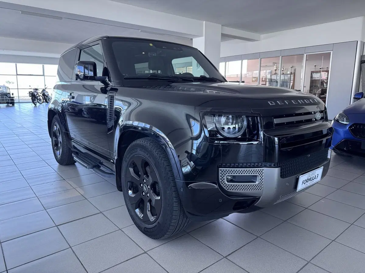 Land Rover Defender usata a Messina (2)