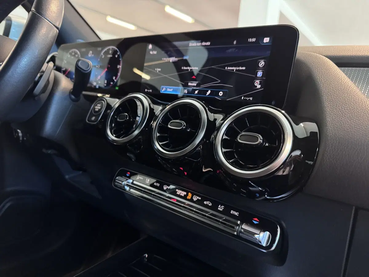 Mercedes-Benz GLA SUV usata a Messina (12)