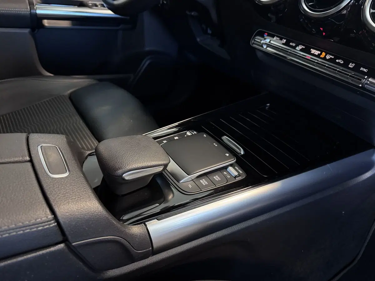 Mercedes-Benz GLA SUV usata a Messina (13)