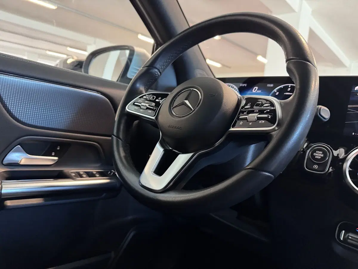 Mercedes-Benz GLA SUV usata a Messina (14)