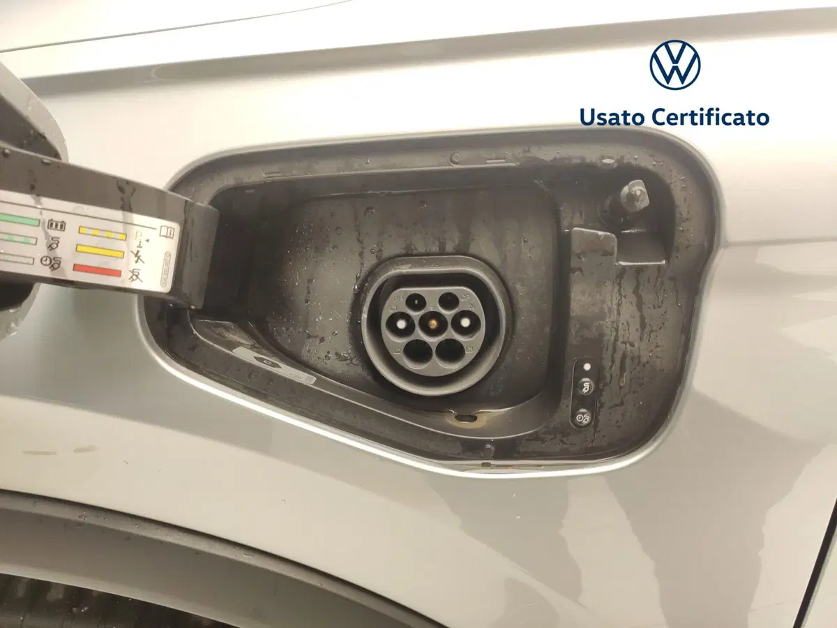 Volkswagen Tiguan usata a Benevento (12)