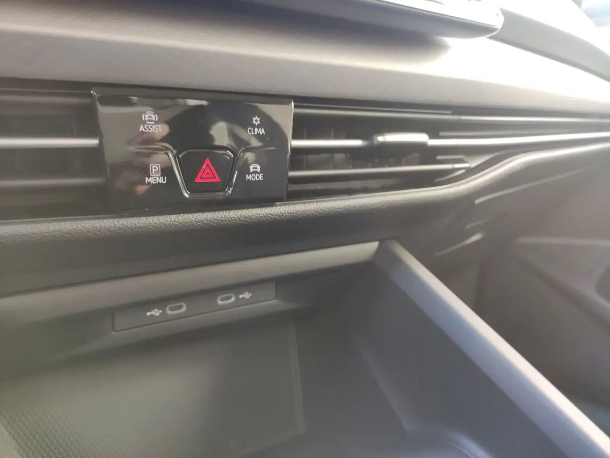 Volkswagen Golf nuova a Benevento (19)