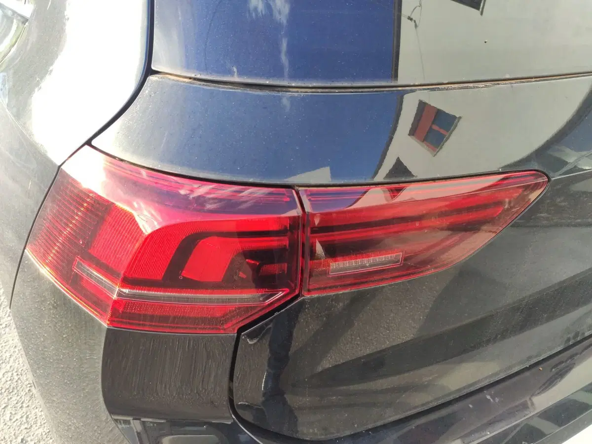 Volkswagen Golf nuova a Benevento (5)