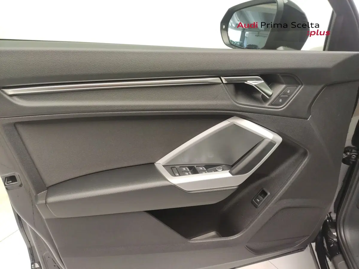 Audi Q3 usata a Benevento (16)
