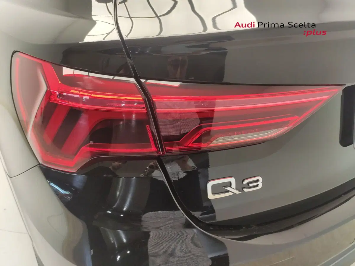 Audi Q3 Sportback usata a Benevento (12)