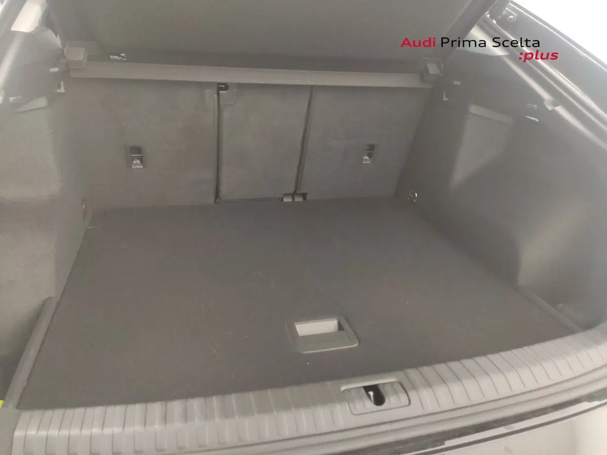 Audi Q3 Sportback usata a Benevento (13)