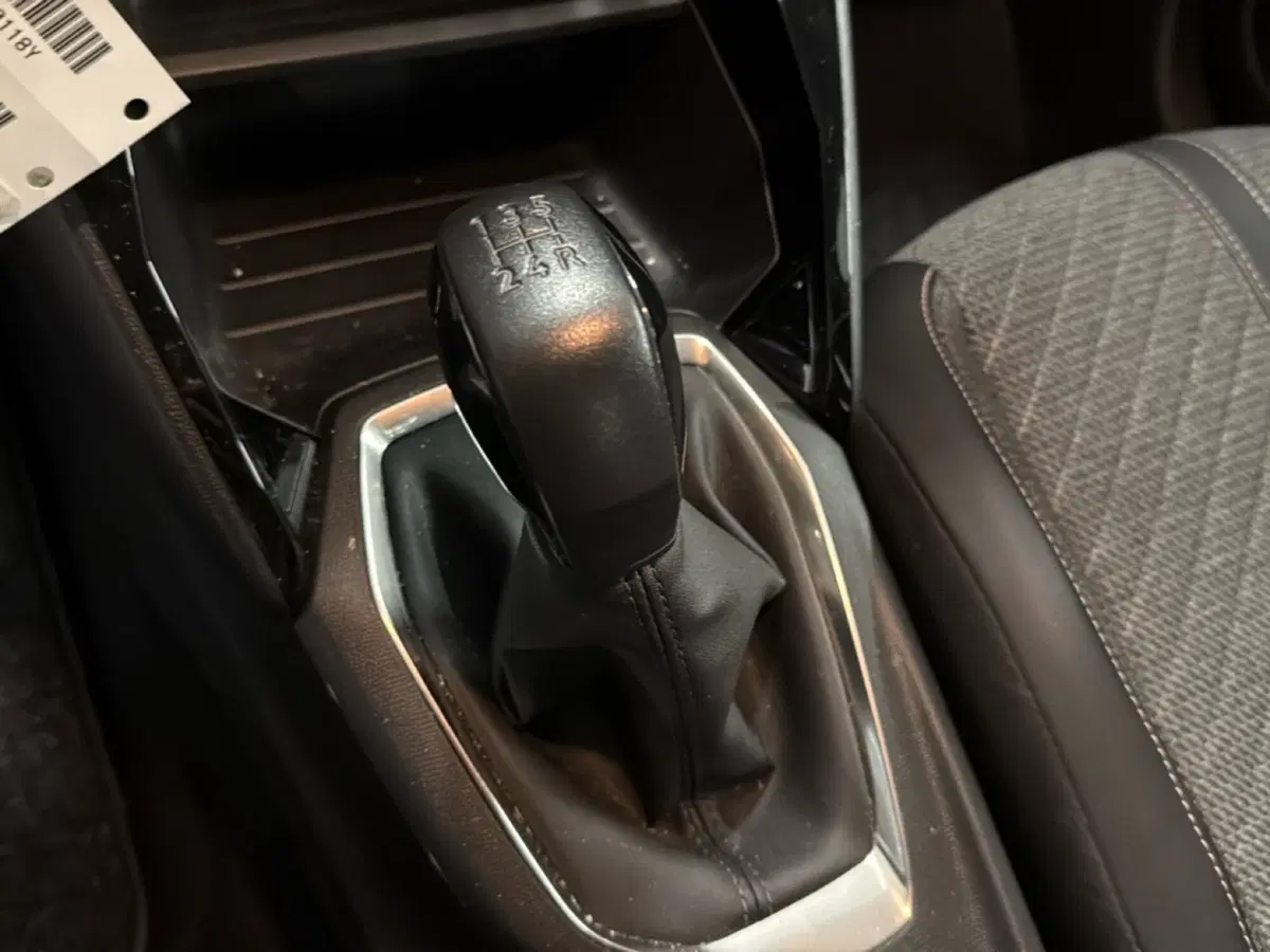 Peugeot 208 usata a Pordenone (14)