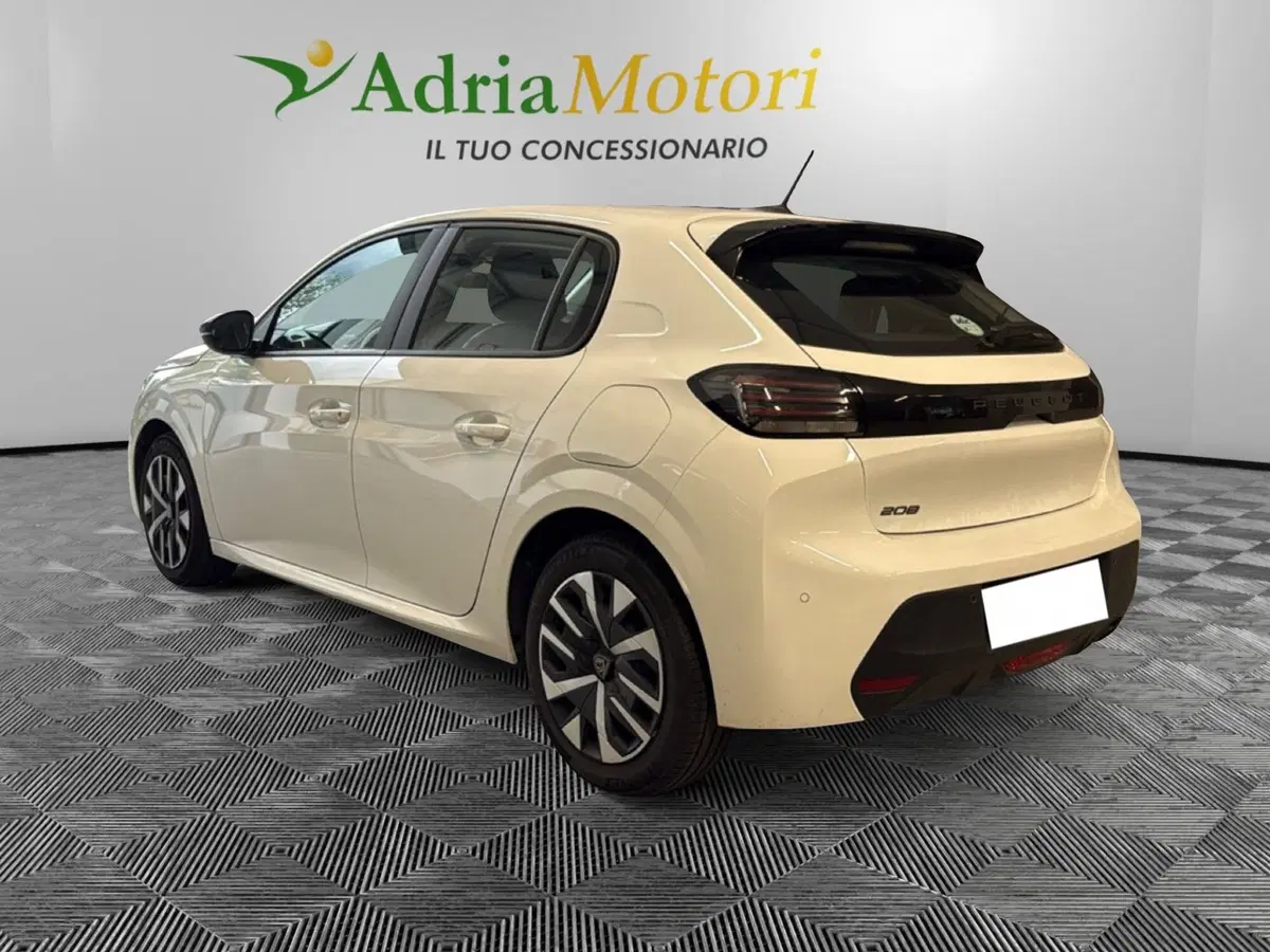Peugeot 208 usata a Pordenone (3)