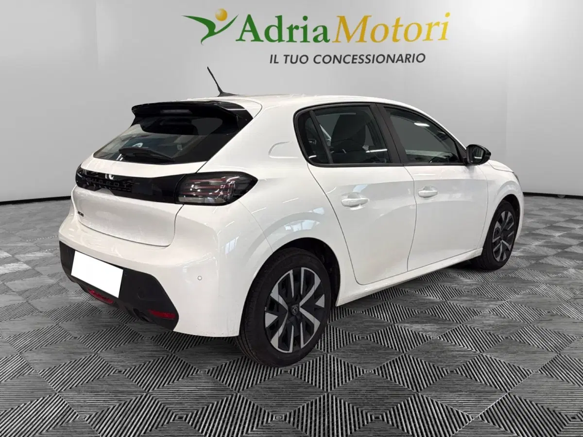 Peugeot 208 usata a Pordenone (5)