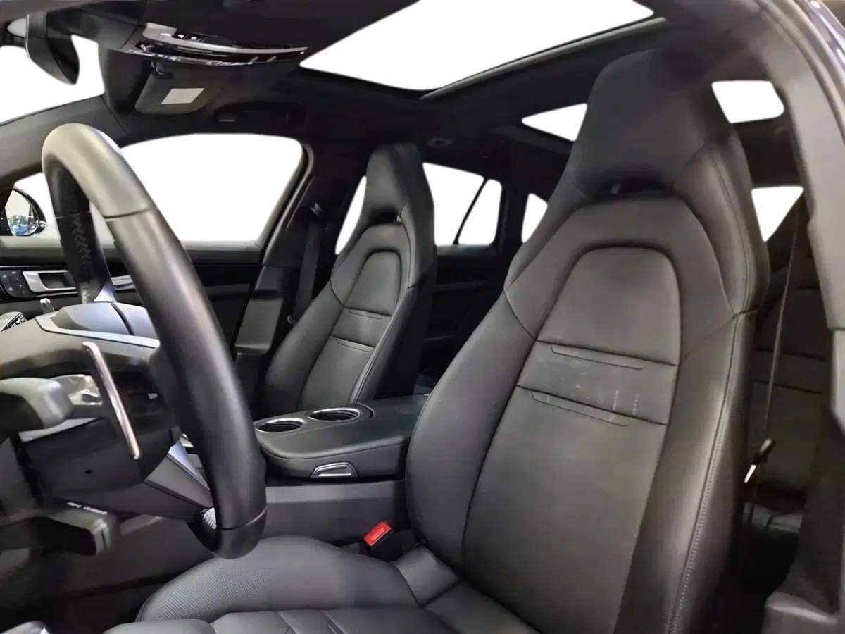 Porsche Panamera Sport Turismo usata a Pordenone (10)