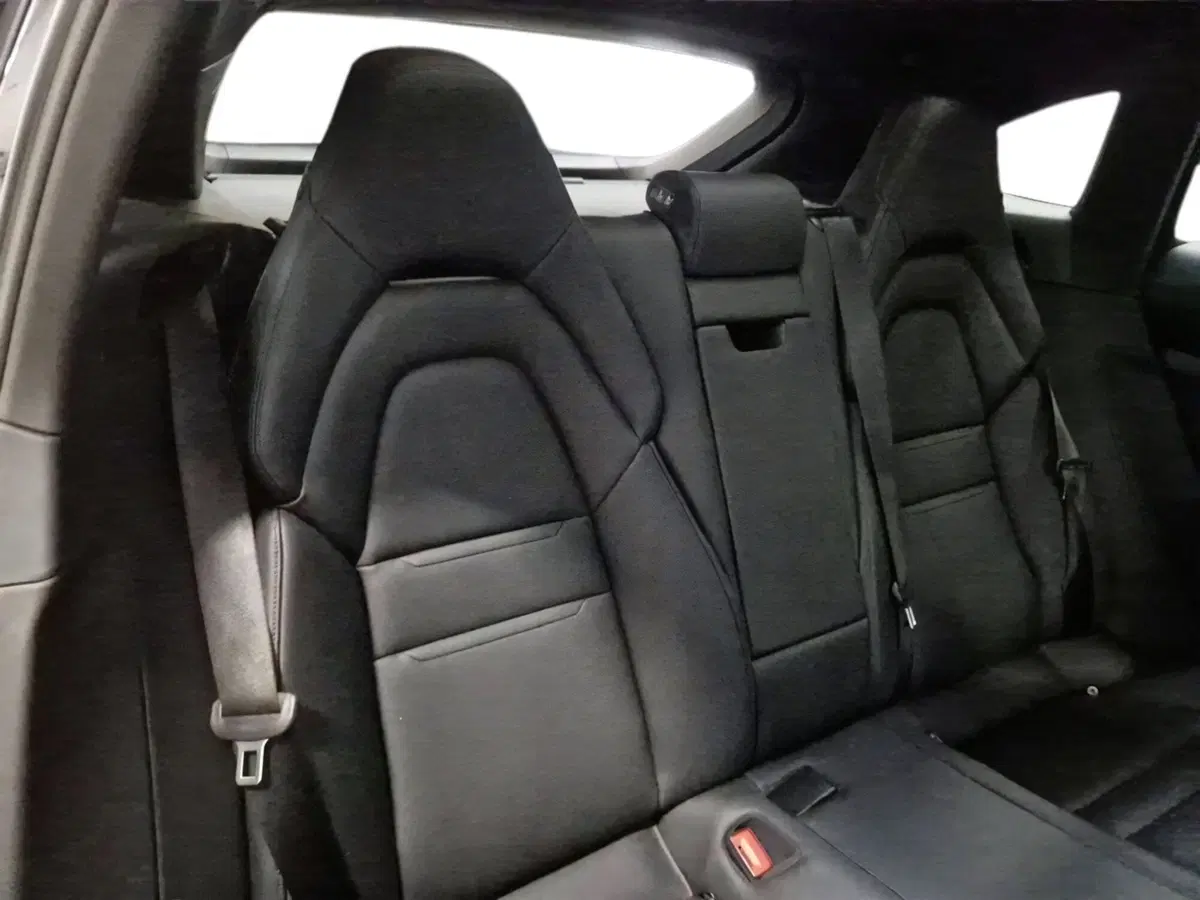 Porsche Panamera Sport Turismo usata a Pordenone (12)