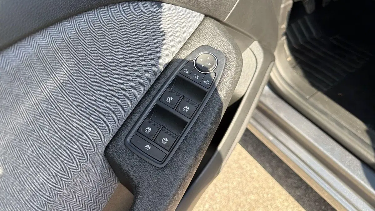 Renault Clio usata a Treviso (18)