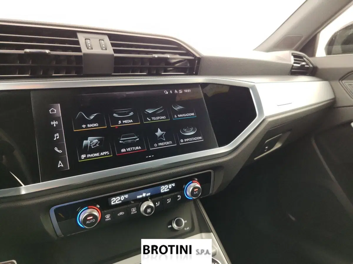 Audi Q3 Sportback usata a Massa-Carrara (12)