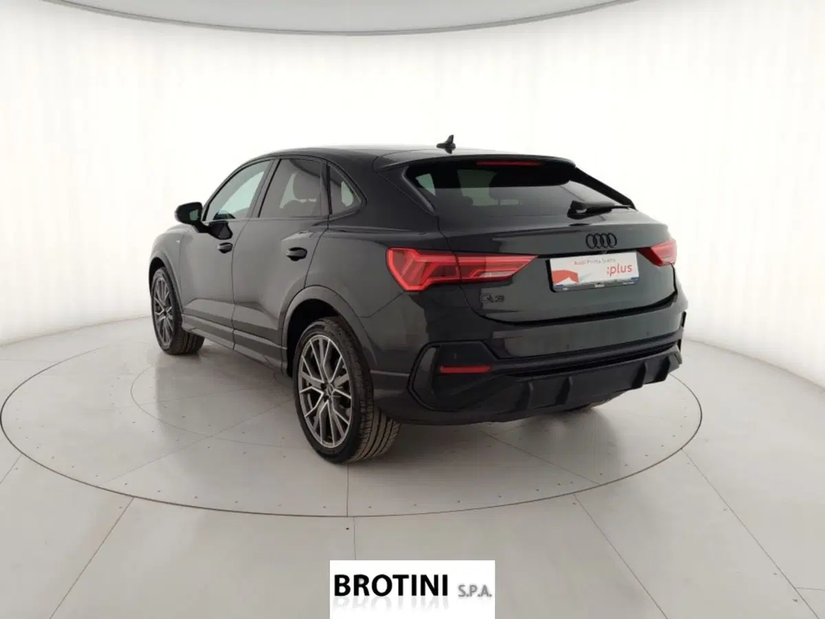 Audi Q3 Sportback usata a Massa-Carrara (2)