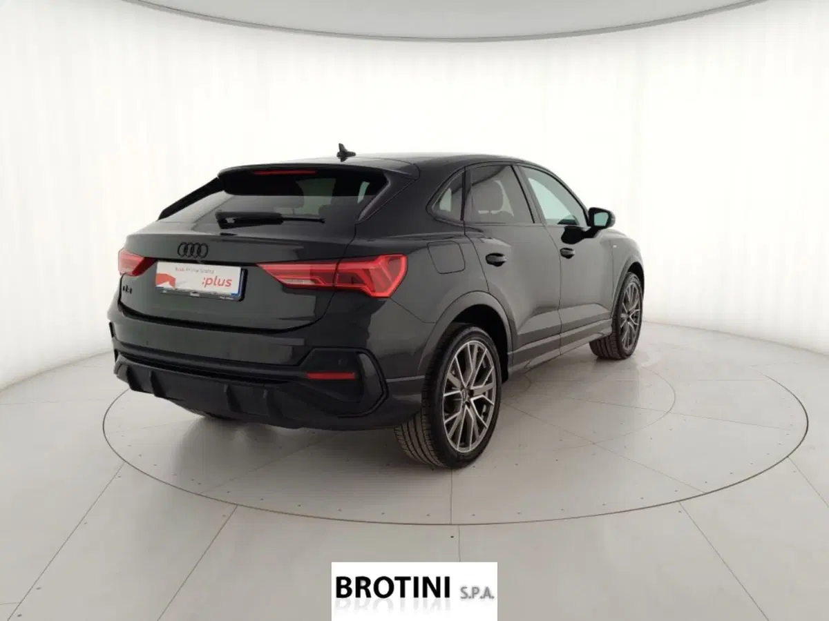 Audi Q3 Sportback usata a Massa-Carrara (3)