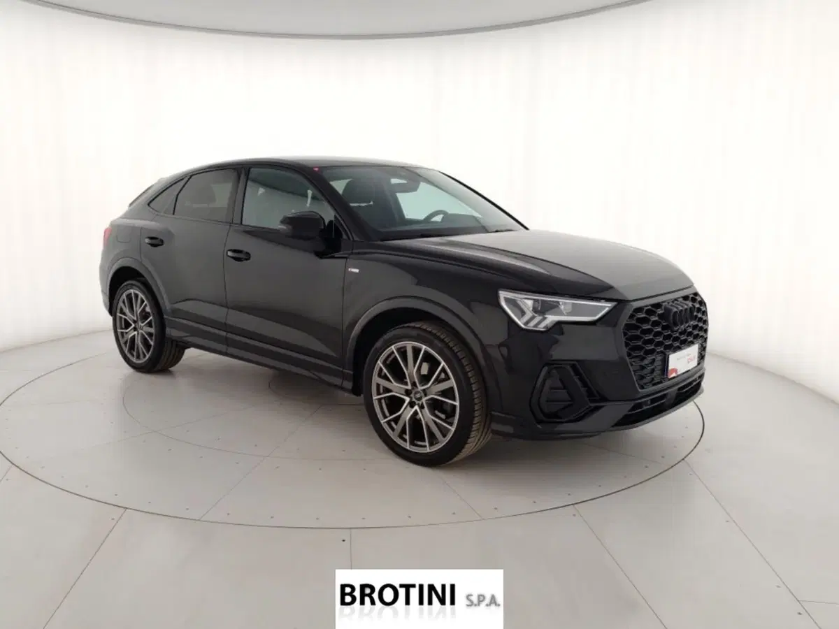 Audi Q3 Sportback usata a Massa-Carrara (4)