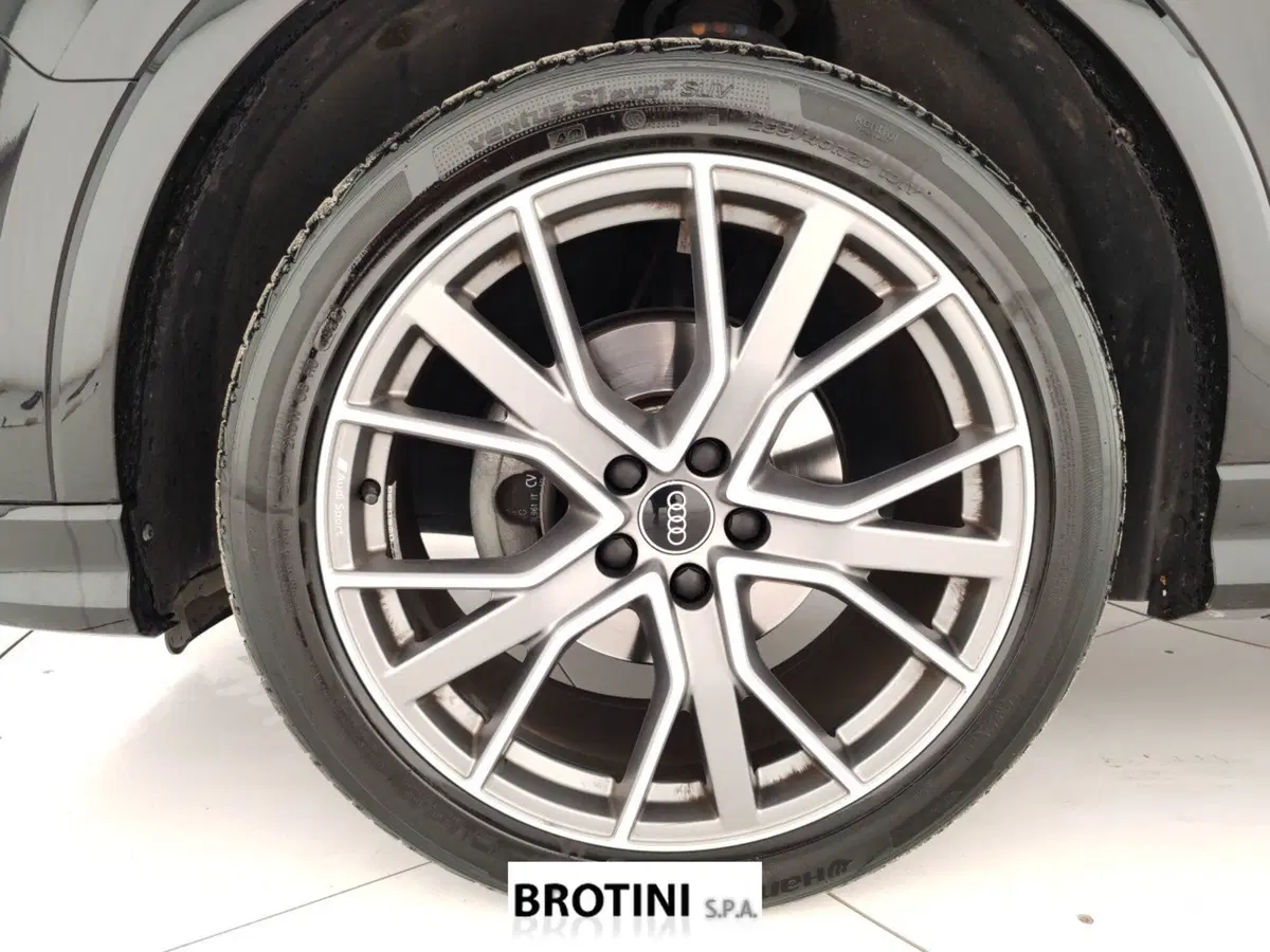 Audi Q3 Sportback usata a Massa-Carrara (6)