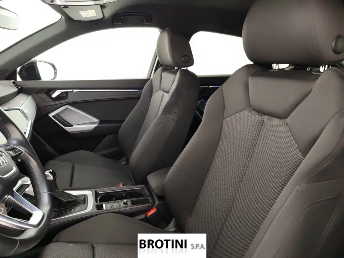 Audi Q3 Sportback usata a Massa-Carrara (9)