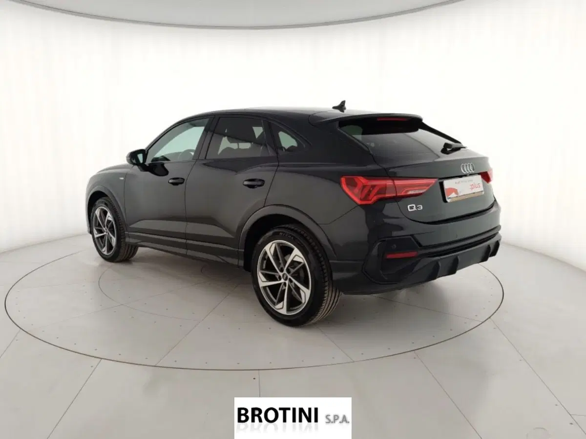 Audi Q3 Sportback usata a Massa-Carrara (2)
