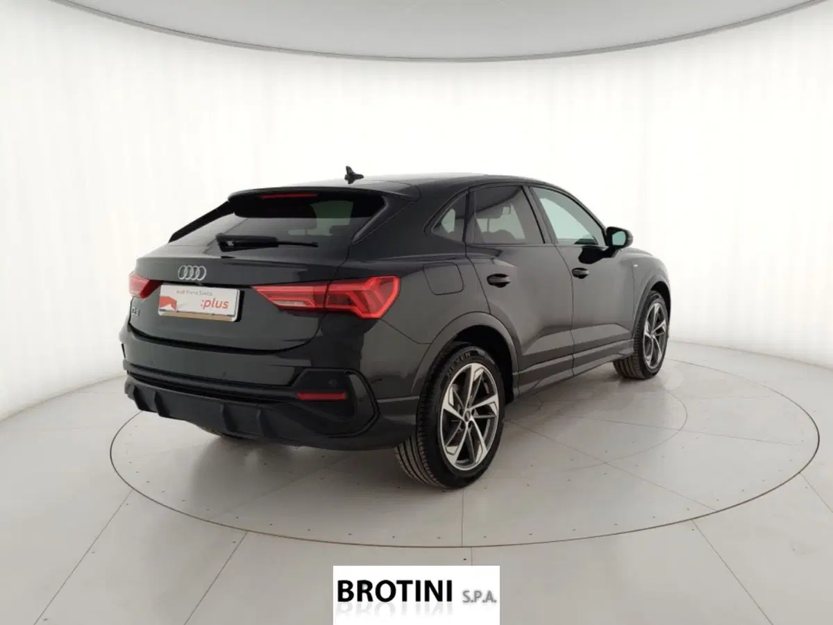 Audi Q3 Sportback usata a Massa-Carrara (3)
