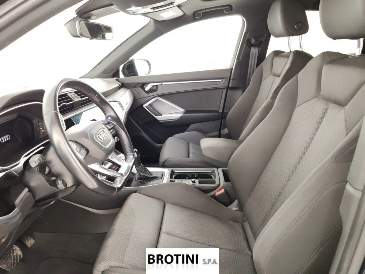 Audi Q3 Sportback usata a Massa-Carrara (7)