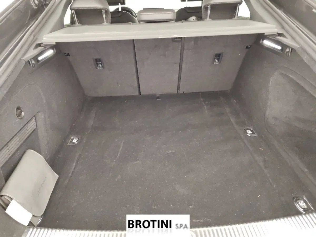Audi A5 Sportback usata a Massa-Carrara (16)