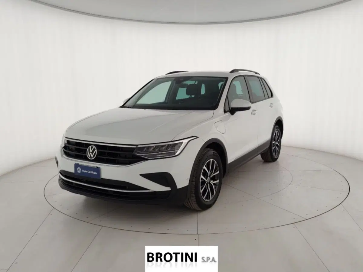 Volkswagen Tiguan usata a Massa-Carrara