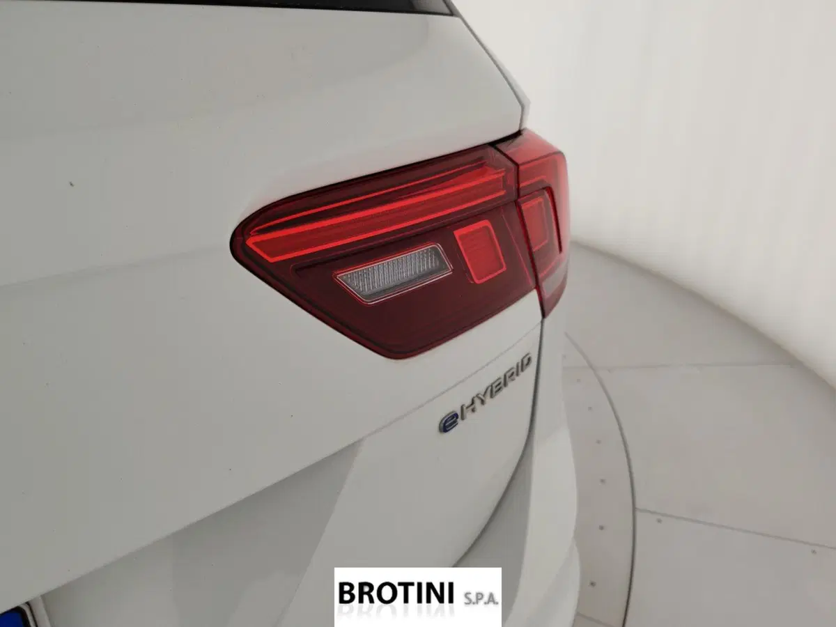 Volkswagen Tiguan usata a Massa-Carrara (14)