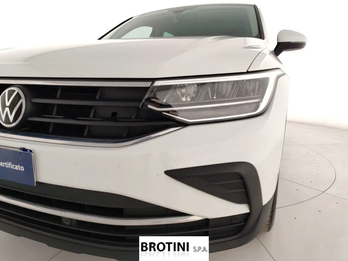 Volkswagen Tiguan usata a Massa-Carrara (5)