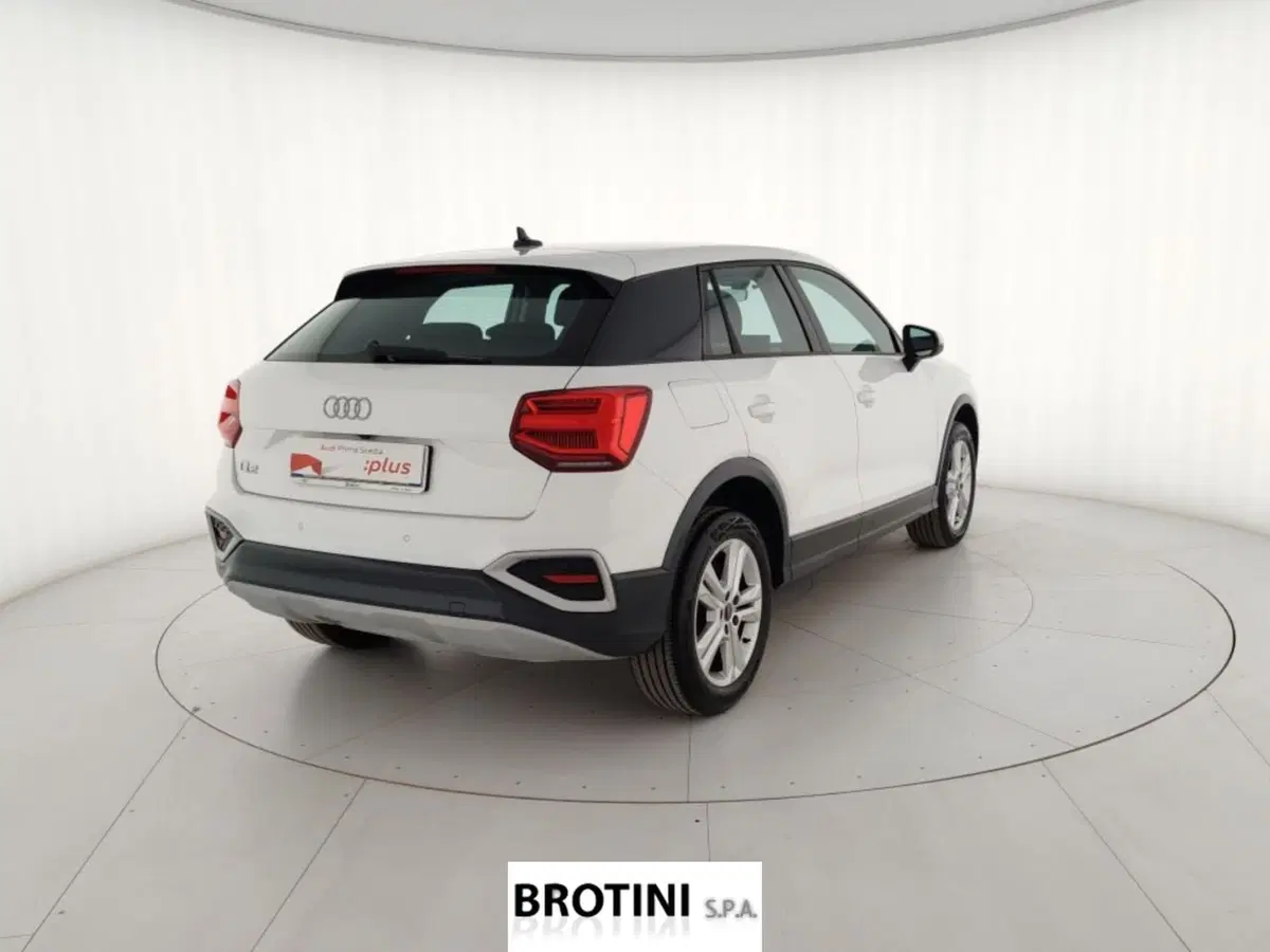 Audi Q2 usata a Massa-Carrara (3)