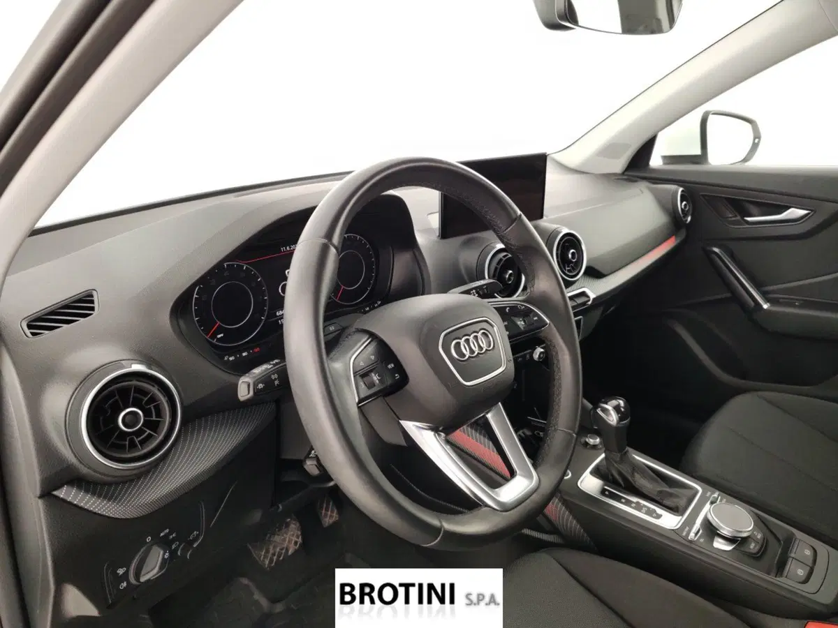 Audi Q2 usata a Massa-Carrara (8)