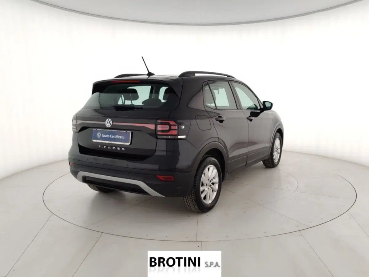 Volkswagen T-Cross usata a Massa-Carrara (3)