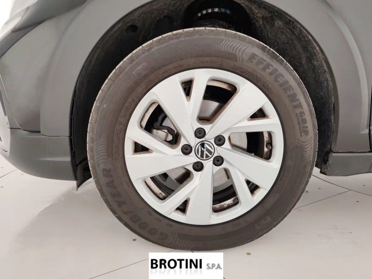 Volkswagen Taigo usata a Massa-Carrara (6)