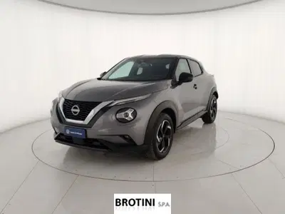 Nissan Juke 1.0 dig-t N-Connecta 114cv dct del 2025 usata a Massa
