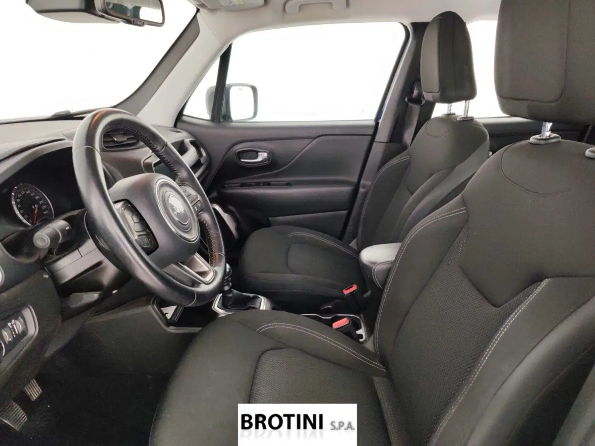 Jeep Renegade usata a Massa-Carrara (7)