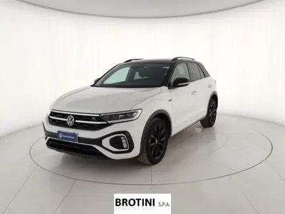 Volkswagen T-Roc 1.0 TSI R-Line del 2023 usata a Massa