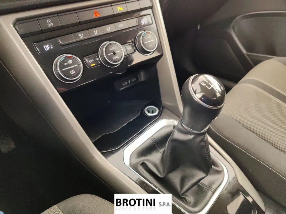 Volkswagen T-Roc usata a Massa-Carrara (10)