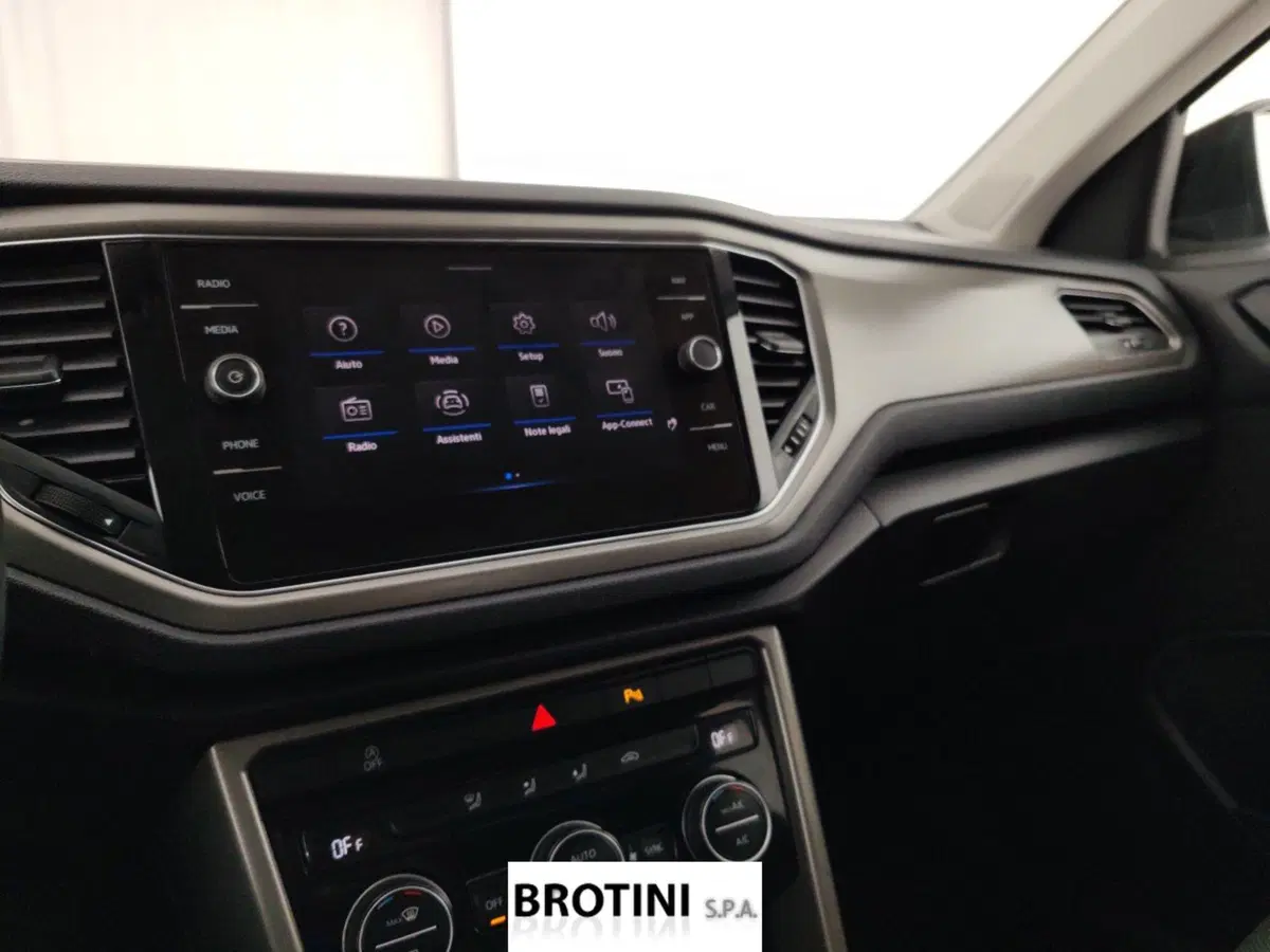 Volkswagen T-Roc usata a Massa-Carrara (11)