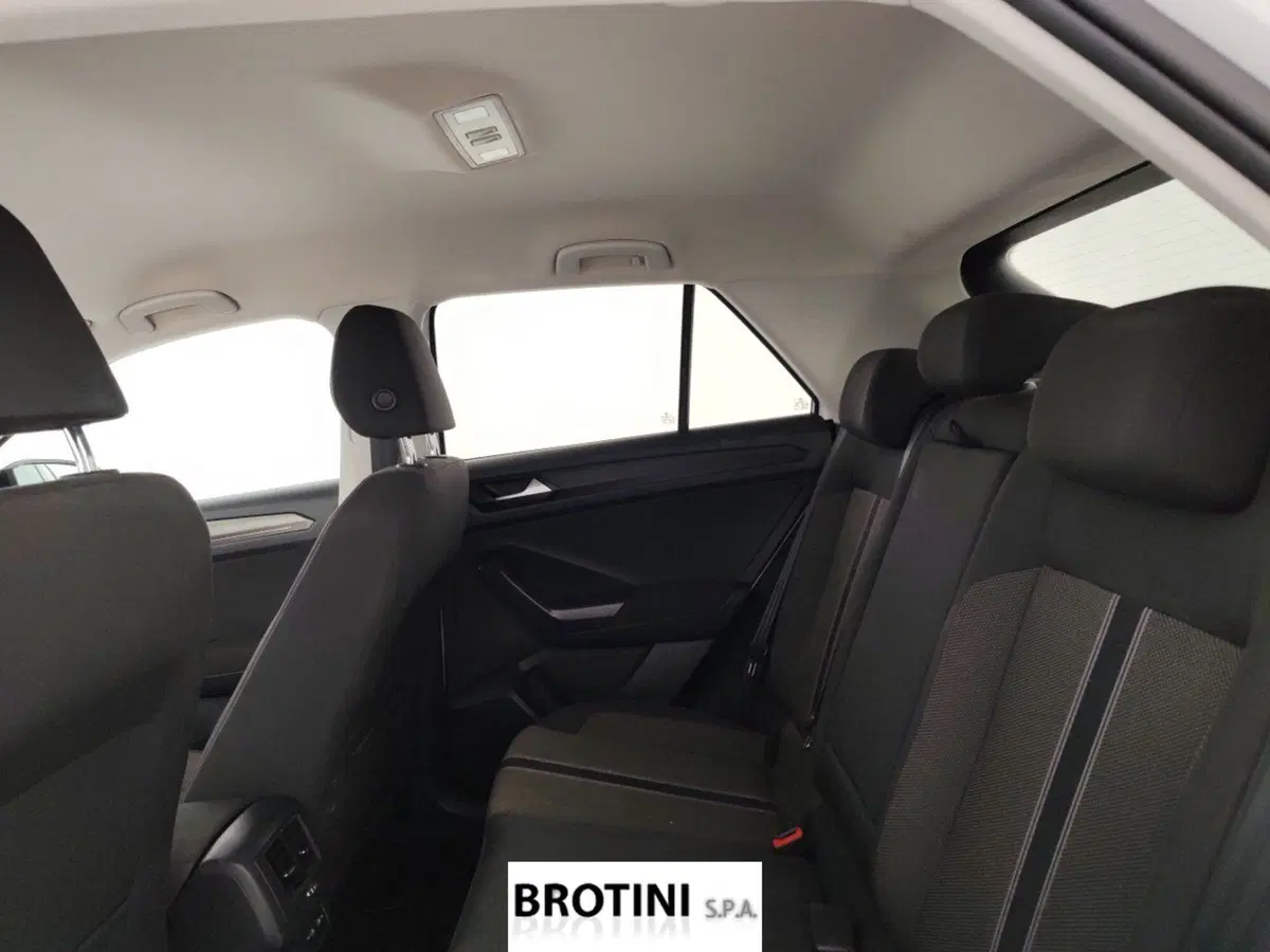 Volkswagen T-Roc usata a Massa-Carrara (9)
